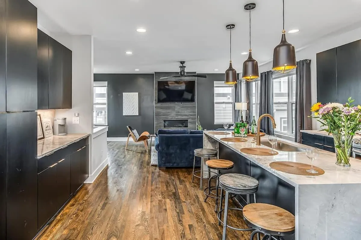 Beautiful Nashville Home - Broadway Escape Holiday home